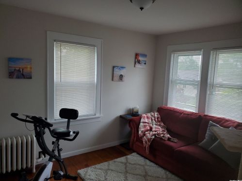 79 Cleveland Ave, Rockville Centre NY  11570-6003 exterior