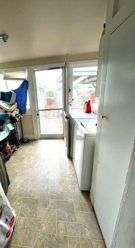 1423 Roosevelt Ave, National City CA  91950-4441 exterior