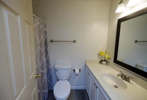 1756 Snowy River St, Valley Home CA  95361-8741 exterior