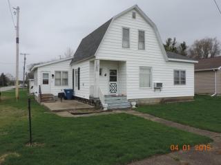 600 Highway St, Brook, IN 47922-8707