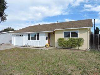 1132 3rd St, Lompoc, CA 93436-3633
