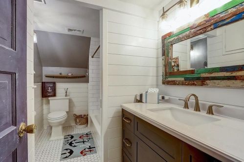 5006 Beloit Rd, Milwaukee WI 53214-5332 exterior