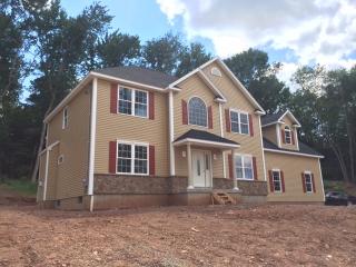 190 Coles Rd, Cromwell, CT 06416-1115