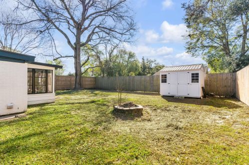 1463 Goblet Ave, Mount Pleasant SC  29464-4831 exterior