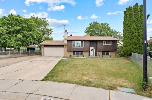 3881 Bluebird Cir, Salt Lake City, UT 84120-5402