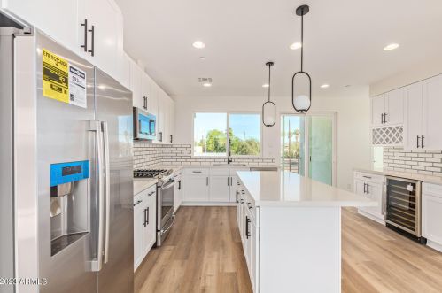 3616 12 St, Phoenix AZ 85024-1762 exterior