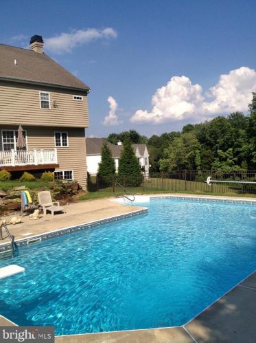 121 Wynn Ct, Landenberg, PA 19350-9171