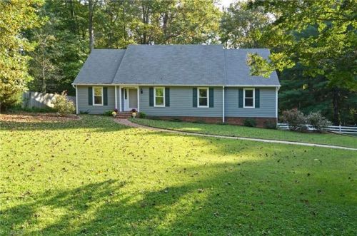 8812 Willowmede Dr, Lewisville, NC 27023-7783