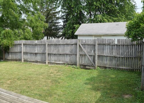 116 Powell Ave, Bellefontaine OH  43311-2160 exterior