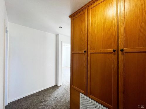 7820 Lakeside Dr, Ukiah CA  95482-9425 exterior