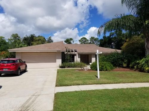 12442 Sawgrass Ct, West Palm Beach, FL 33414-4823
