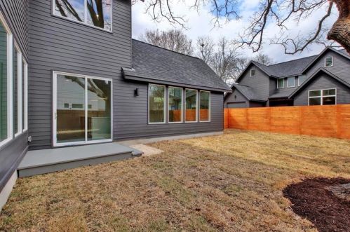 1902 Cullen Ave, Austin TX  78757-2436 exterior