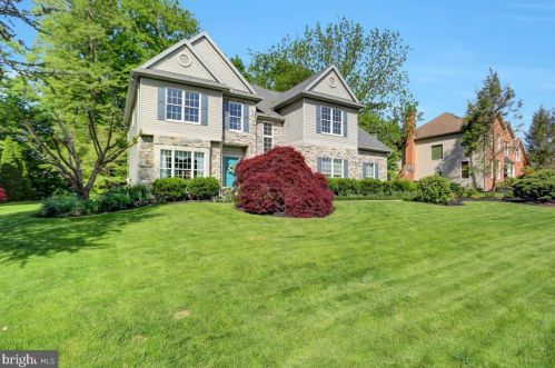 45 Sunfire Ave, Camp Hill, PA 17011-1019