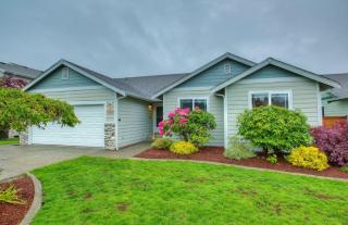 12822 169th Street Ct, Puyallup, WA 98374-9595