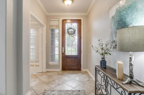 1005 Tanglewood Ln, Lewisville TX  75028-8234 exterior