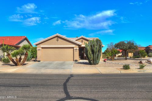2446 Malaga Dr, Casa Grande, AZ 85194-8460