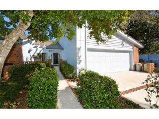2761 Moss Oak Dr, Sarasota, FL 34231-2932