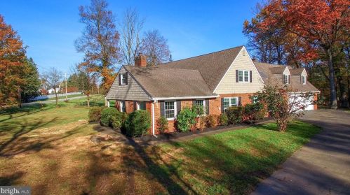 893 Morris Rd, Blue Bell, PA 19422-1548