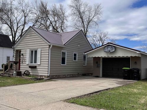 611 Gilman St, Stanley, WI 54768-1154
