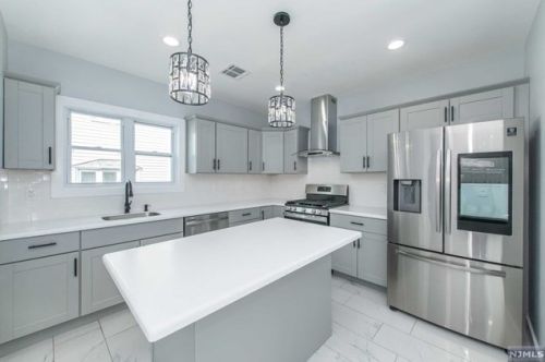 22 Harvard St, Nutley NJ  07110-3322 exterior