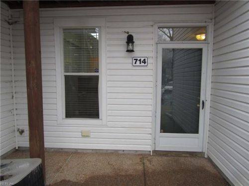 714 Ironwood Dr, Yorktown VA  23693-5561 exterior