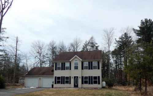 117 Cranberry Dr, Blakeslee, PA 18610-7945
