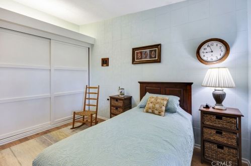 13361 El Dorado Dr, Seal Beach CA  90740-6801 exterior