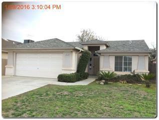 5479 Morris Ave, Fresno, CA 93722-7702