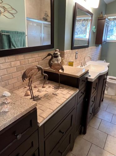 14 Cloverdale Dr, Oakdale NY  11769-1502 exterior