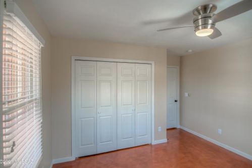 1040 Arizona Ave, Tucson AZ 85705-7712 exterior