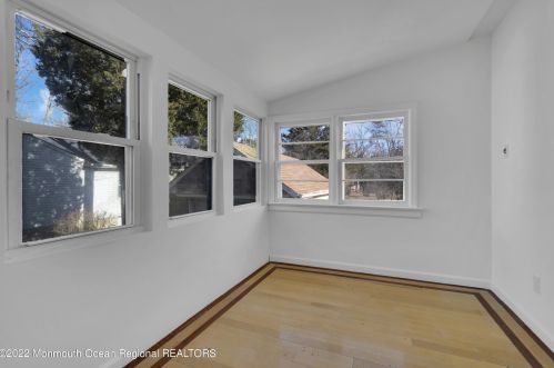 237 Cassville Rd, Jackson Twp NJ  08527-4717 exterior
