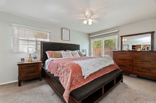 4875 Sunnyside Dr, Riverside CA  92506-2379 exterior