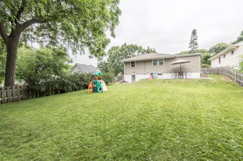 317 Prospect Ave, Waukesha, WI 53188-3618