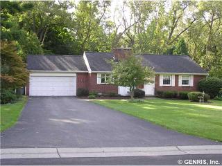 19 Nettlecreek Rd, Fairport, NY 14450-3041