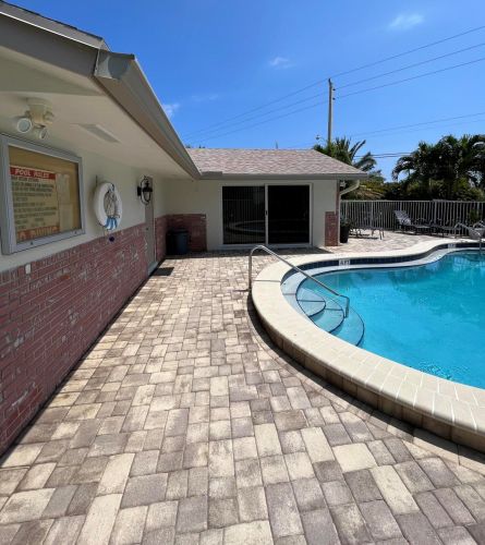 2019 Seacrest Blvd, Boynton Beach FL  33435-6836 exterior