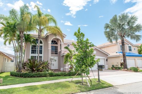 3550 177th Ave, Hollywood FL  33029-1681 exterior