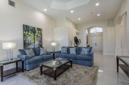 3471 177 Ave, Hollywood FL 33029-1672 exterior