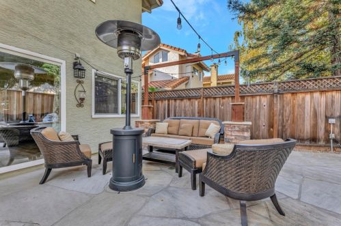 17337 Tassajara Cir, Morgan Hill CA  95037-7023 exterior