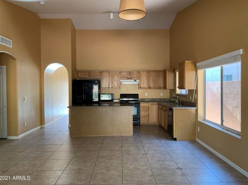 645 El Dorado Dr, Gilbert, AZ 85233-3507