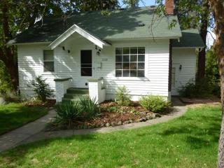 1318 18 Ave, Spokane WA  99203-3702 exterior