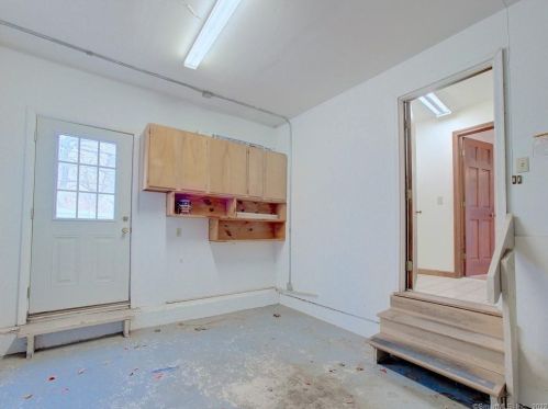 611 Ocean Ave, United States Coast Guard Ac CT  06320-4422 exterior