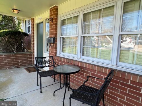 1208 Highgate Rd, Wilmington, DE 19808-2114