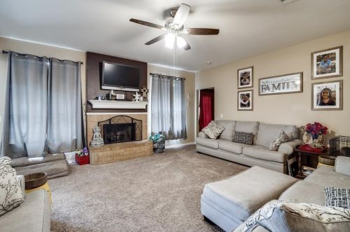 104 Rolling Mdw, St Paul TX 75098-5159 exterior