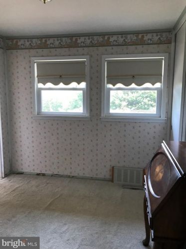 310 Maple Ave, Southampton PA  18966-3236 exterior