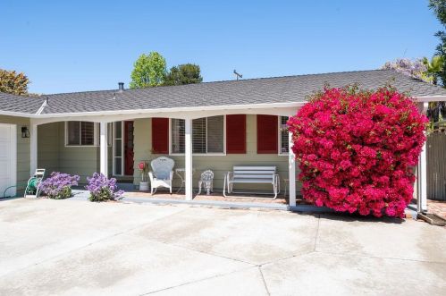 955 Helena Dr, Sunnyvale, CA 94087-4126