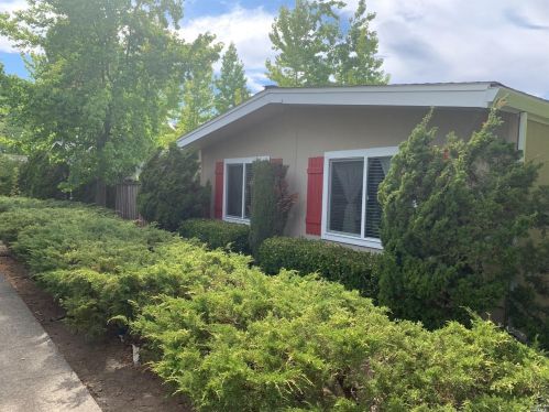 135 Brookhill Ct, Santa Rosa, CA 95409-2764
