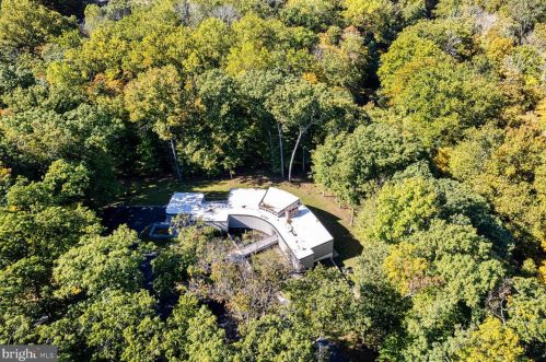 4690 Province Line Rd, Princeton NJ 08540-4303 exterior