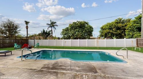 2901 46th St, Naples FL  34116-8245 exterior