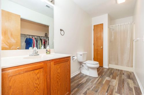 2713 Northwood Dr, Mishawaka IN  46545-3301 exterior