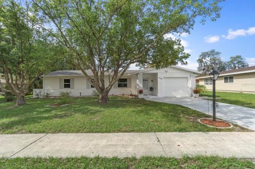7176 Lockwood St, Brooksville, FL 34606-4221